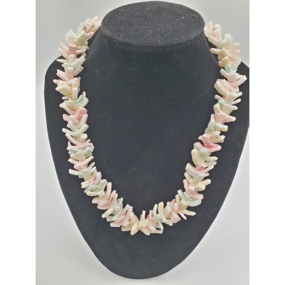 Vtg 1980s Pastel Puka 16" Necklace